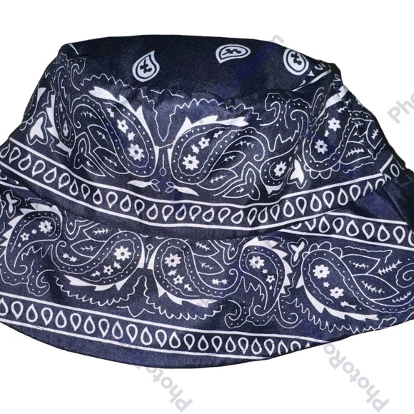 Bandana print bucket hat navy teens & adults adjustable unique hand made fun - Picture 3 of 4